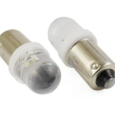 Żarówka samochodowa LED BA9S FLUX