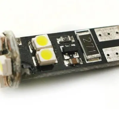 Żarówka samochodowa LED W5W T10 8 SMD 3528 CAN BUS