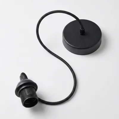 Zawiesie do lampy, zwis do lampy z metalową podsufitką