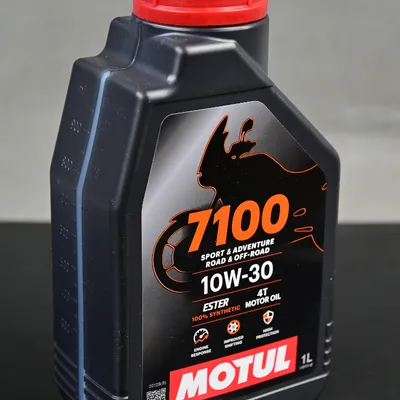 MOTUL 7100 4T 10W30 1L