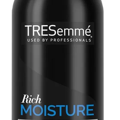 Tresemmé rich moisture shampoo 900 ml