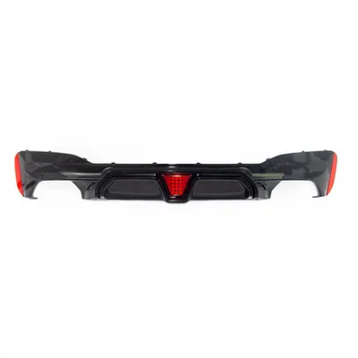 BMG30957CSSLL - Tylny dyfuzor Gloss Black BMW 5 G30 F90 G31 2017-2023 zawiera dodatkowy hamulec stop LED