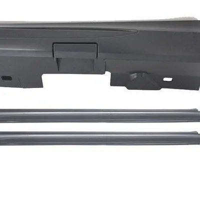 Spoilery progowe mercedes w212 13-16 amg look