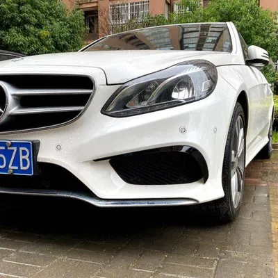 Przedni flaps spoiler mercedes w213 13-15 glossy