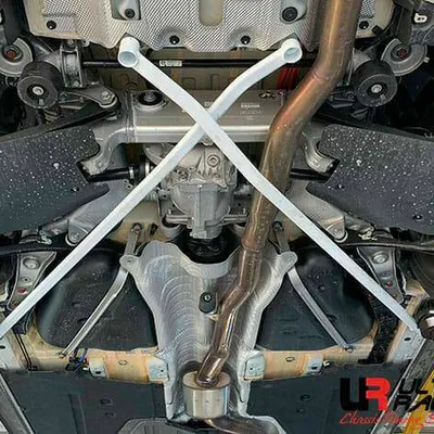 Rozpórka BMW 5 G30 (530I 2.0T 2WD 17+ UltraRacing 4-punktowa tylna dolna Bar