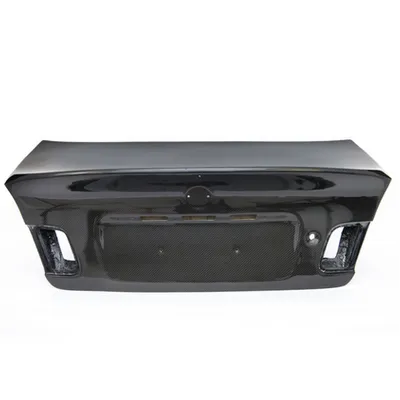 Klapa BMW 3 E46 Carbon
