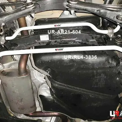 Rozpórka Volkswagen Passat B8 TYP 3G 1.8 TSI 2WD 15-22 UltraRacing tylna Sway Bar 21mm