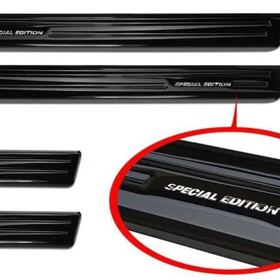 Nakładki na progi do Subaru XV II (czarne)