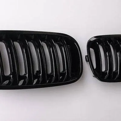 Grill (nerki) bmw x3 e83 04-07 black połysk