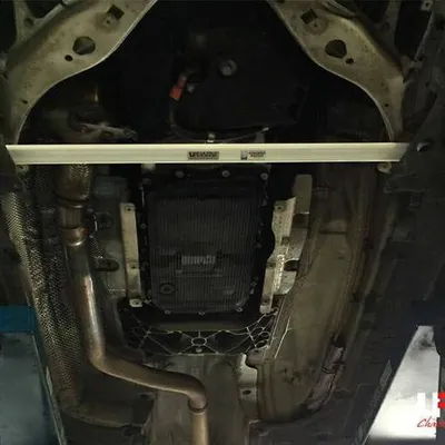 Rozpórka BMW F01 (740i) 3.0T 2WD 2008-2015