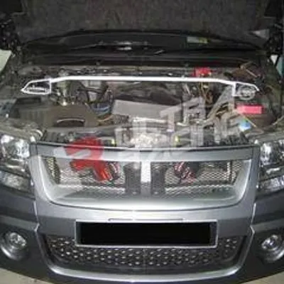 Rozpórka Suzuki Grand Vitara UltraRacing 2-punktowa przednia górna Strutbar