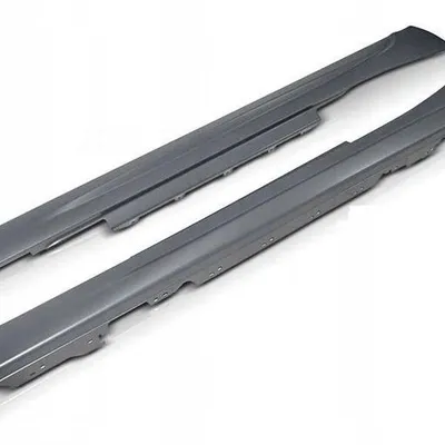 Progi sport style do Bmw F22 F23 2013-