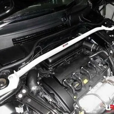Rozpórka Mini Clubman 08+ 1.6T UltraRacing przednia górna Strutbar 1644