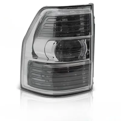 Lampa lewa tylna TYC do Mitsubish Pajero 06-10