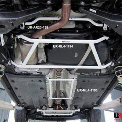 Rozpórka VW Golf 5/6 GTI /Scirocco/Passat CC Ultra-R tylna Sway Bar 23