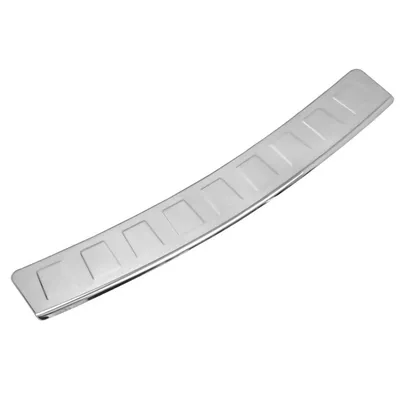 Listwa tylnego zderzaka Opel Astra P10 Hatchback J 5D 2009-2015