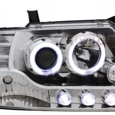 Reflektory lampy przednie MITSUBISHI PAJERO V60 Ri