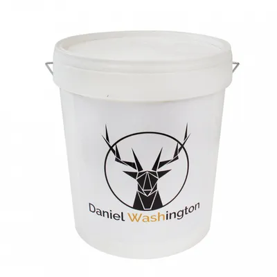 Daniel Washington Wiadro White