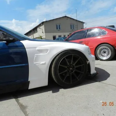 Błotnik przedni (prawy) bmw e46 pandem look