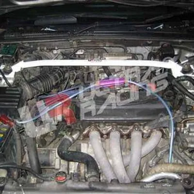 Rozpórka Honda Accord 90-93 UltraRacing przednia górna Strutbar Inject.
