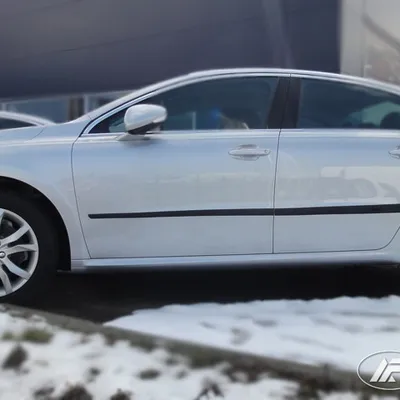 Peugeot 508 sedan listwy boczne