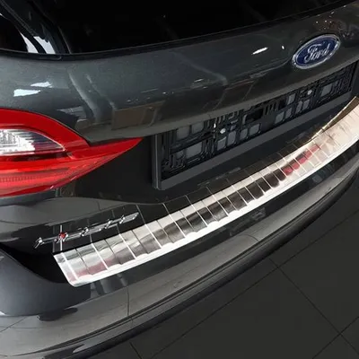 Nakładka na zderzak tylny do Ford Fiesta Mk8 (Stal)