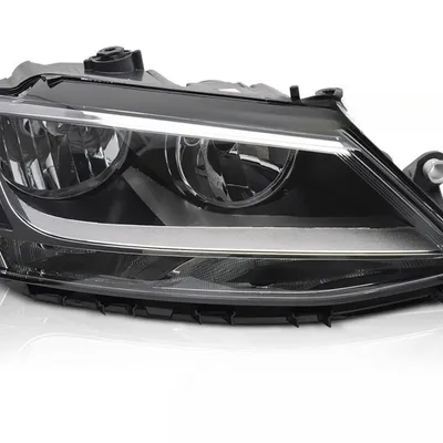 Lampa przednia prawa do VW Jetta 11-14 TYC