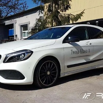Mercedes A-klasa listwy boczne