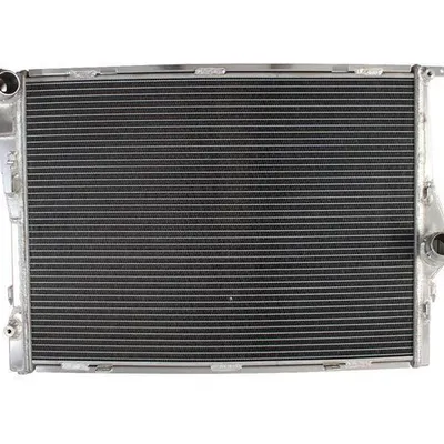 Sportowa Chłodnica Wody BMW E92 M3 V8 TurboWorks