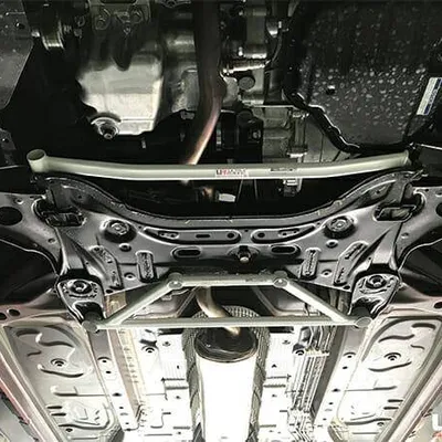 Rozpórka Perodua Ativa 1.0T 2WD 21+ UltraRacing 2-punktowa przednia dolna Tiebar