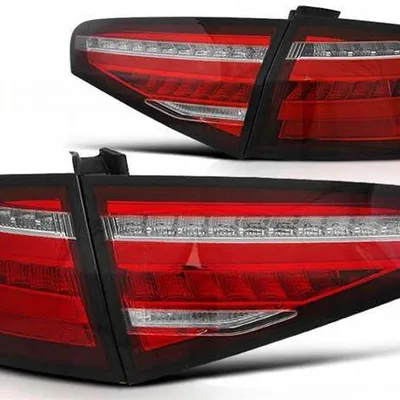 Lampy diodowe r-w dts do Audi A4 B8 12-15 sedan