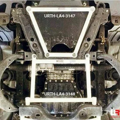 Rozpórka Isuzu MU-X RF10 2.5 2WD 13-21 UltraRacing 4-punktowa przednia dolna Brace