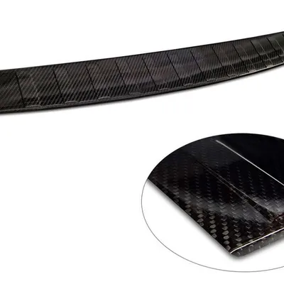 Nakładka na zderzak tylny do Mercedes EQE SUV (Carbon Fiber)