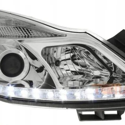 Reflektory lampy przednie Opel Corsa D Chrome Dayl