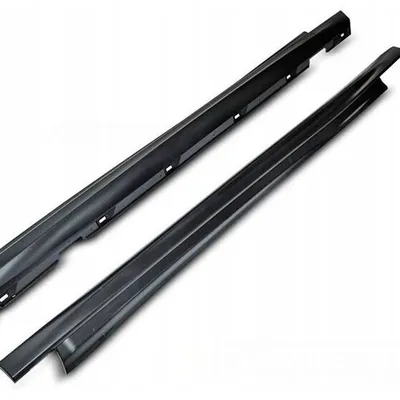 Progi listwy sport do Ford Focus mk4 iv 18-21