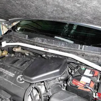 Rozpórka Mazda CX9 07+ 3.7 UltraRacing 2-punktowa przednia Strutbar 1737