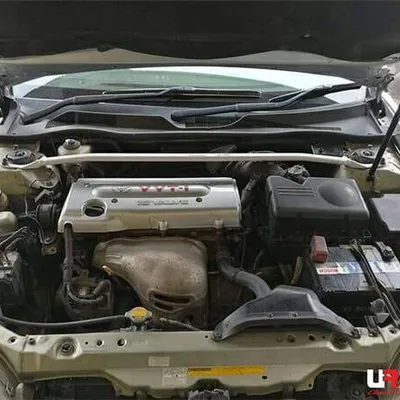 Rozpórka Toyota Camry XV30 2.4 2WD 02-06 UltraRacing 2-punktowa przednia górna Strutbar