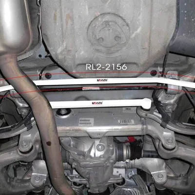 Rozpórka BMW 528i F10 10+ UltraRacing 2P tylna dolna Bar