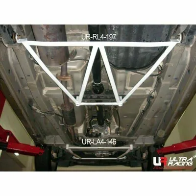 Rozpórka Toyota Avanza F600 1.3 2WD 03-11 UltraRacing 4-punktowa przednia dolna Brace