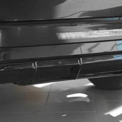 Dokładka tylnego zderzaka dyfuzor Skoda Superb 15+