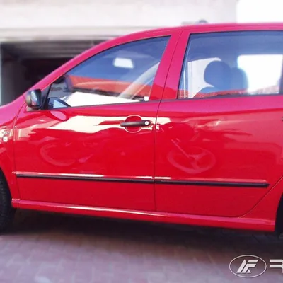 Skoda Fabia sedan listwy boczne