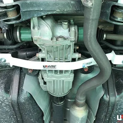 Rozpórka Mitsubishi ASX 2.0 4WD 10+ UltraRacing 2-punktowa tylna dolna Bar