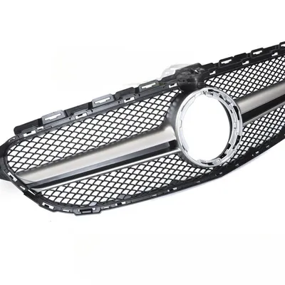 Grill Mercedes C-Klasa W205 / S205 / C205 / A205 2018–2023 Black Silver z miejscem na kamerę