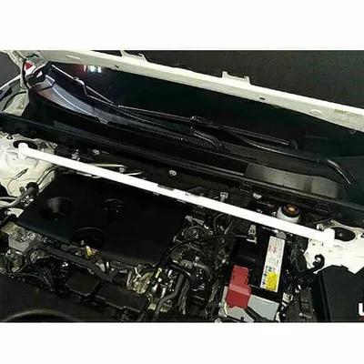 Rozpórka Toyota Rav4 XA50 2.0 2WD 18+ UltraRacing 2-punktowa przednia górna Strutbar