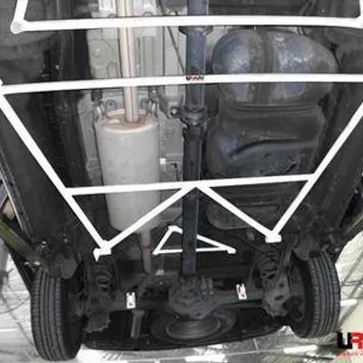 Rozpórka Hyundai H1 07+ 2.5D UltraRacing 4-punktowa tylna Brace 1618