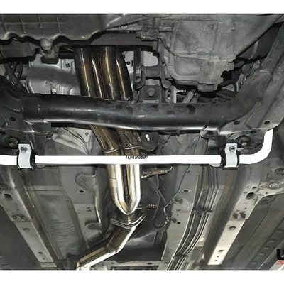 Rozpórka Honda Civic EP3 Type-R K24 Swap Ultra Racing przednia Sway Bar