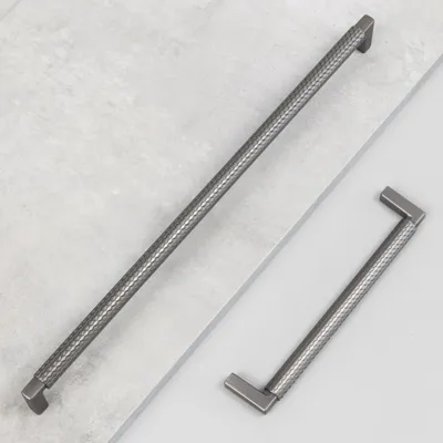 Uchwyt meblowy włoski VIGO 320 mm tytan