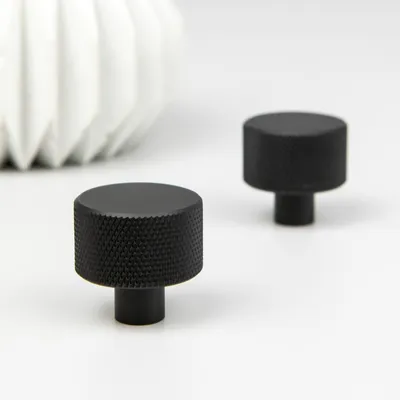 Gałka meblowa RADEŁKO KRZYŻOWE 25 mm czarny mat