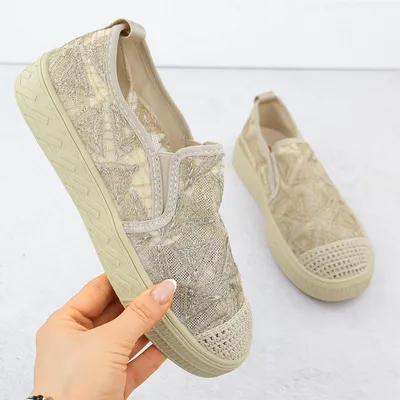 Espadryle damskie wsuwane z koronką beżowe Artiker 56C2127