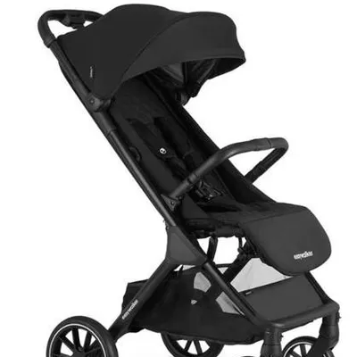 Easywalker Jackey XL Samoskładający się Wózek Spacerowy z Kołami XL Shadow Black